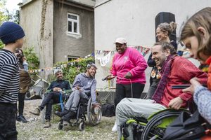Durch sorgende Gemeinschaften Kapitalismus Be*hindern! @ Gemeinwohlwohnen